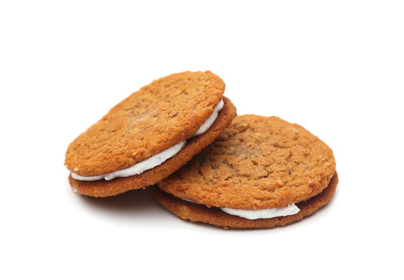 Oatmeal Creme Pies
