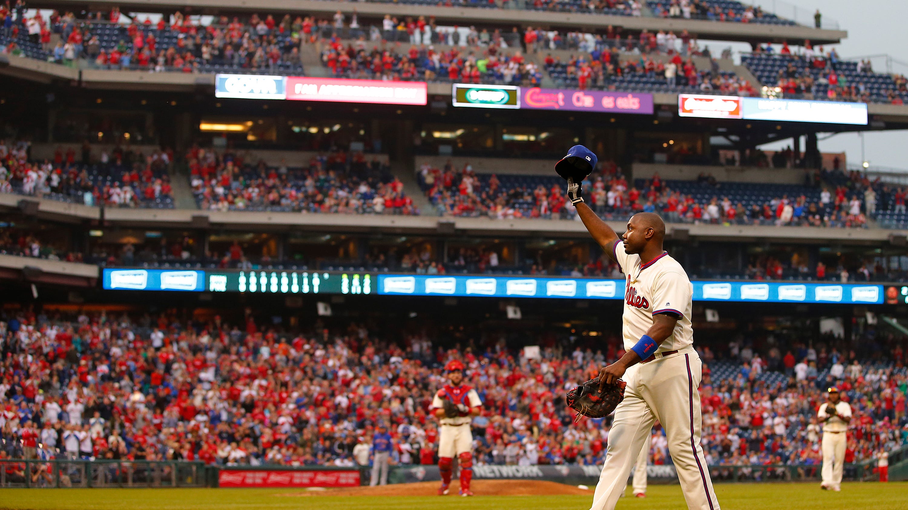 Former MVP Ryan Howard Suggests MLB Adopt 10-Run Mercy Rule