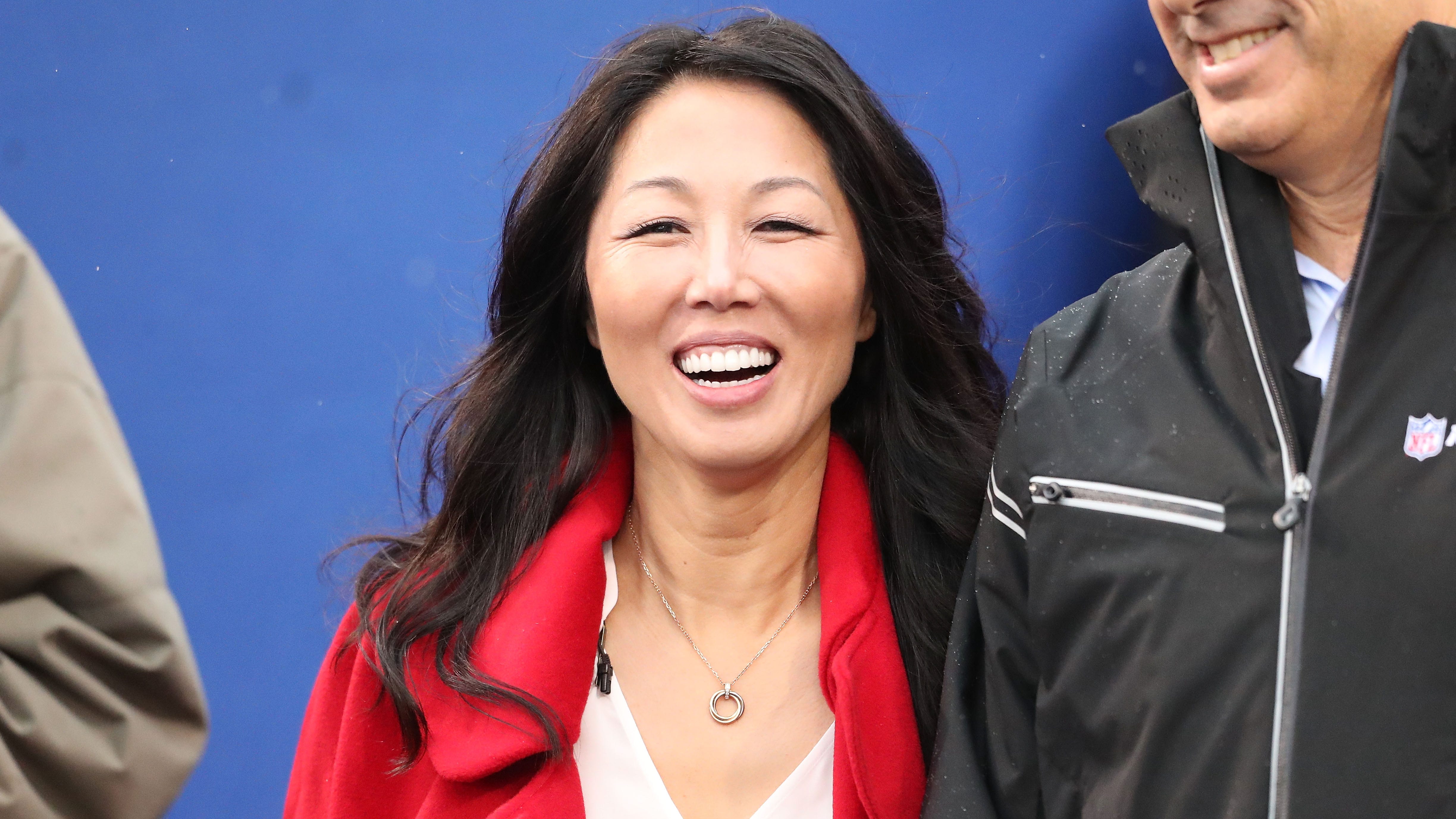 Medical analysis: Kim Pegula suffers cardiac arrest