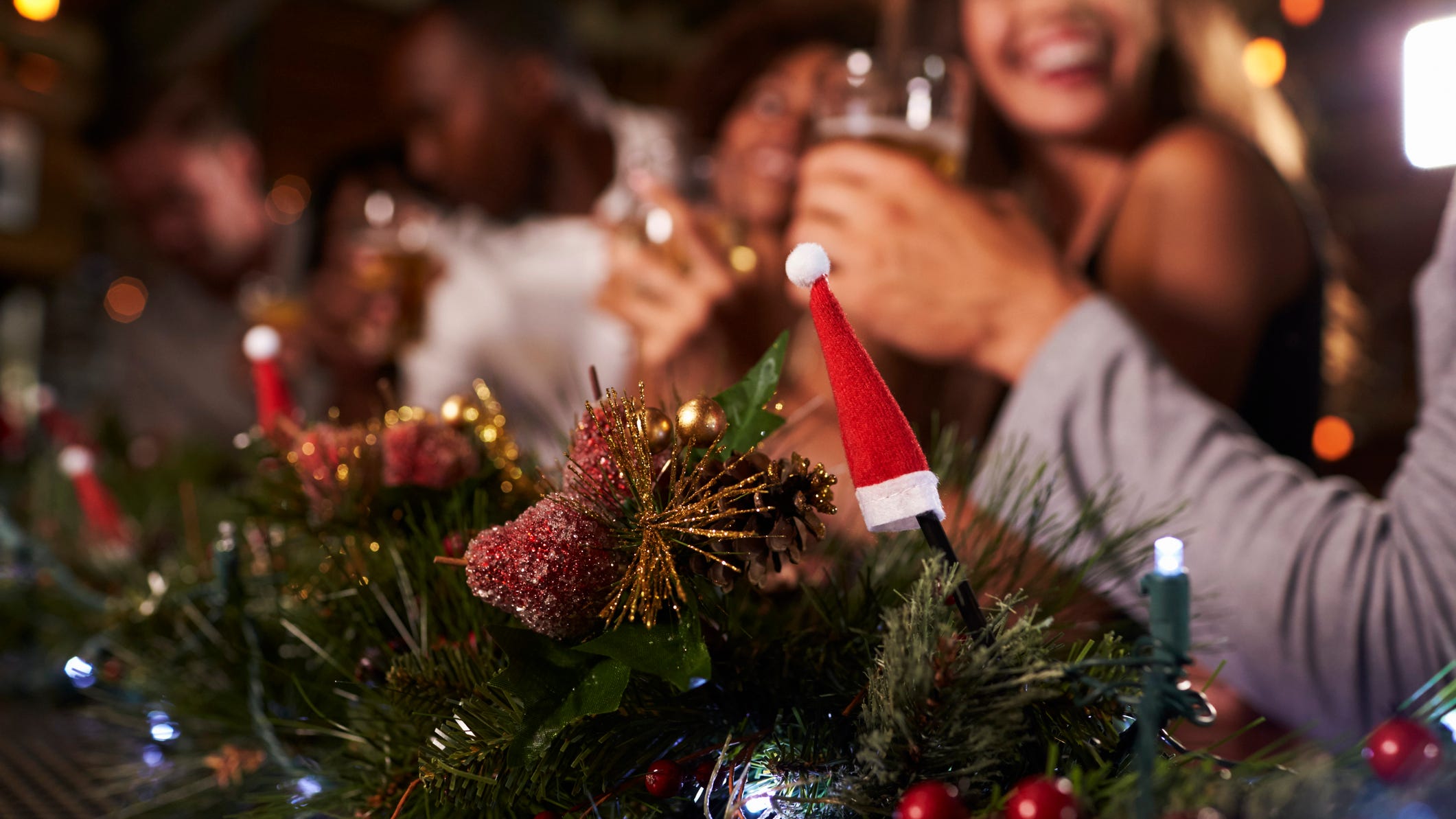 Here's how much hosts anticipate to spend on holiday parties this season: survey