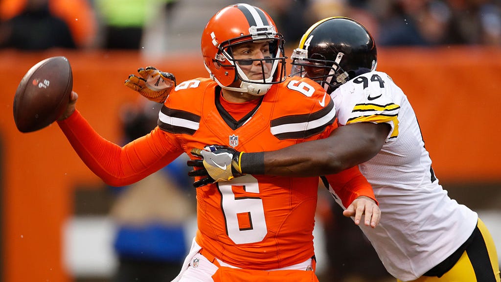 2nd all-time in Steelers solo tackles, Lawrence Timmons #35