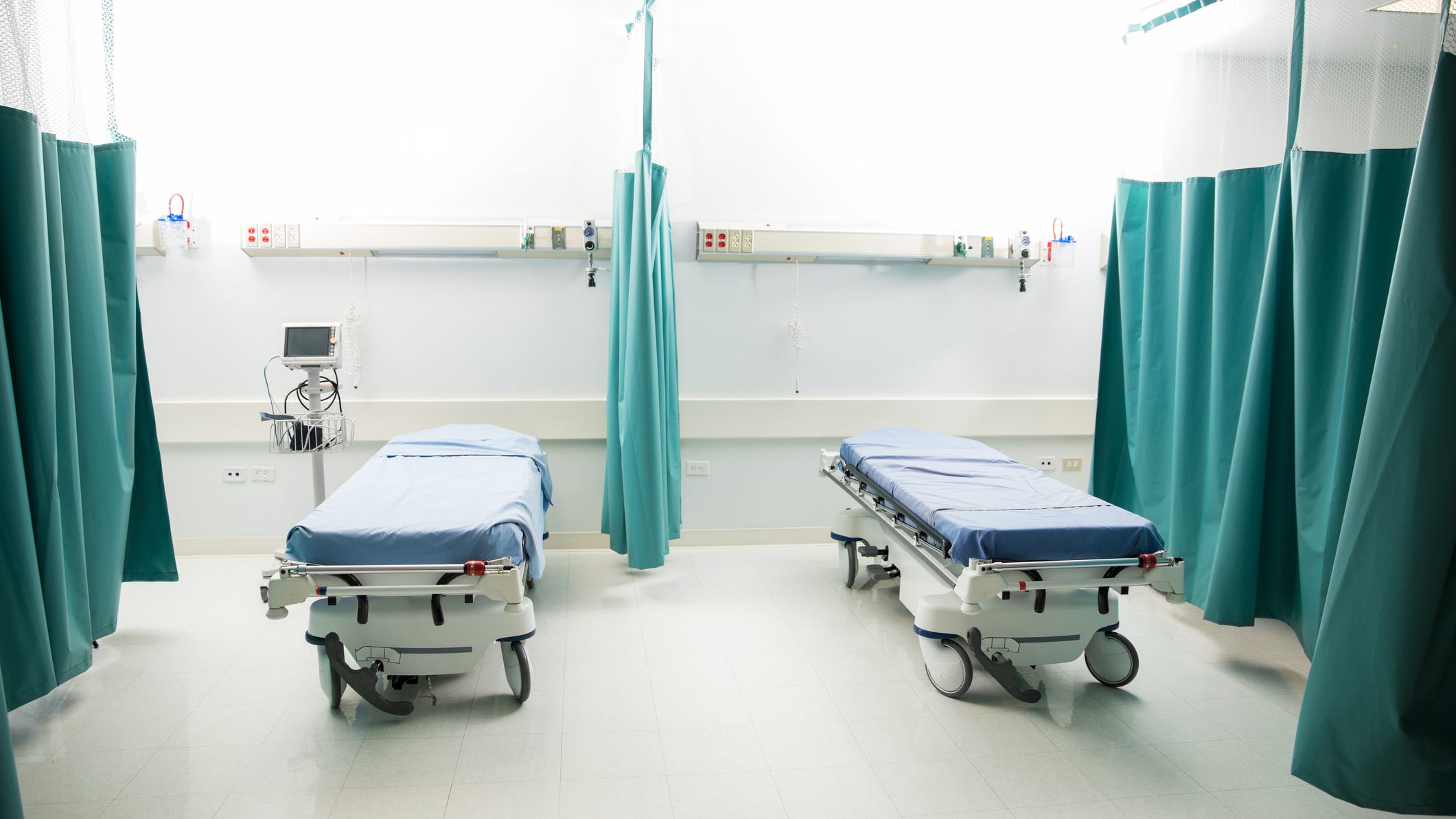 United States life expectancy fell by 1 year in first 6 months of COVID pandemic