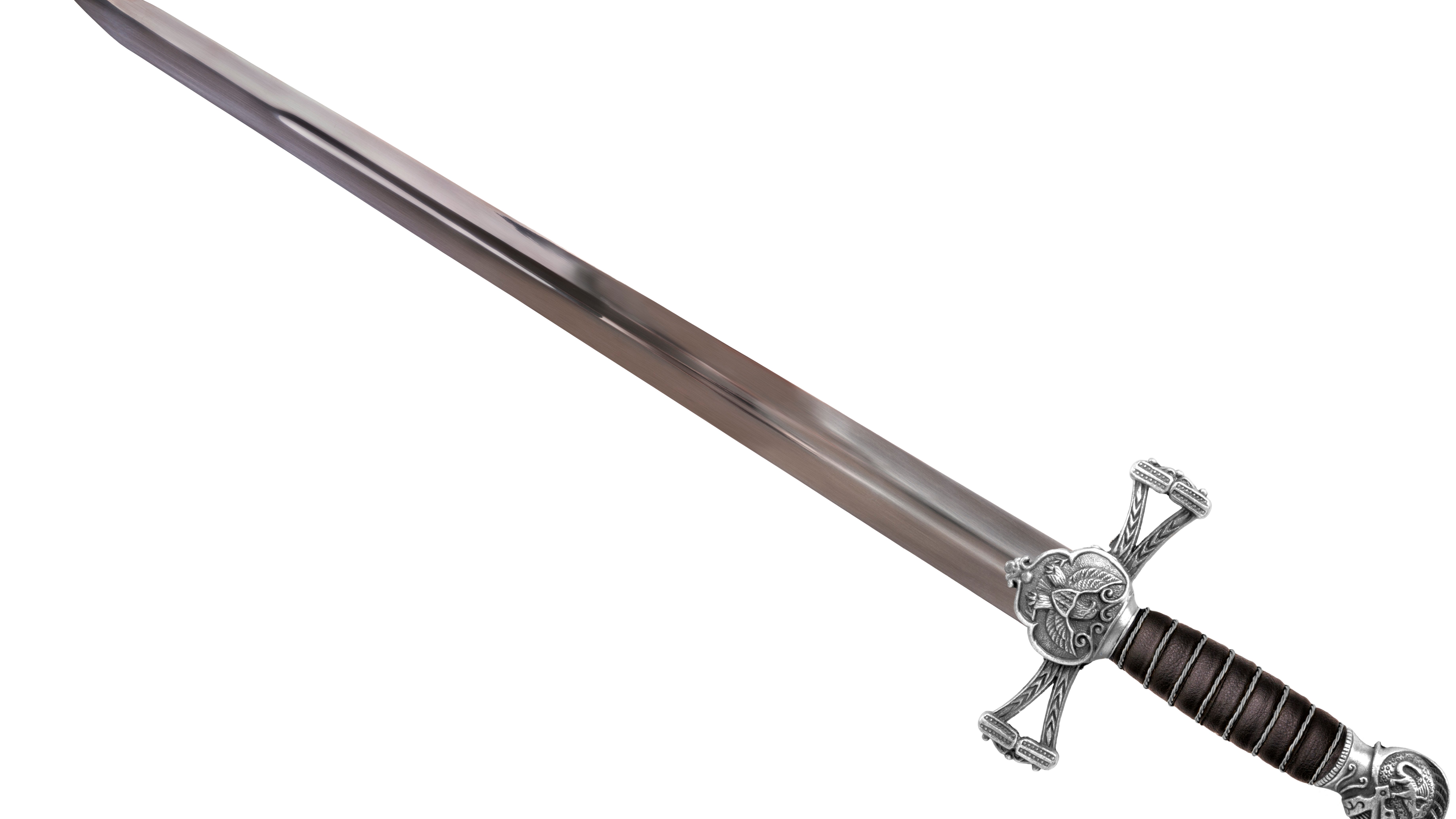 Homeowner uses sword to hold burglar until cops come