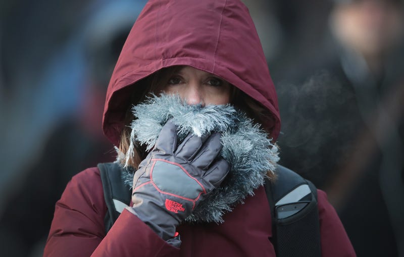 Chicago commuters make their way to work