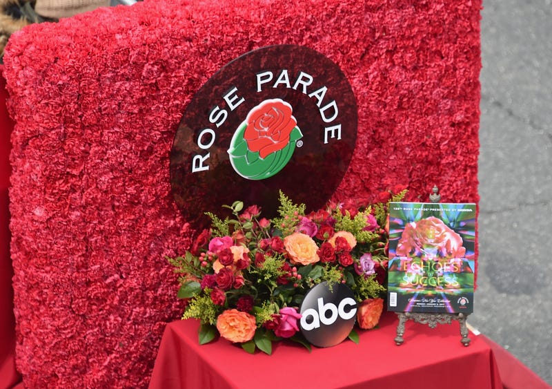 A general view of the atmosphere at the 128th Tournament of Roses Parade Presented by Honda on January 2, 2017 in Pasadena, California.