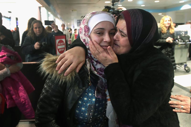 Syrian refugee leaves O'Hare Airport in Chicago in 2017