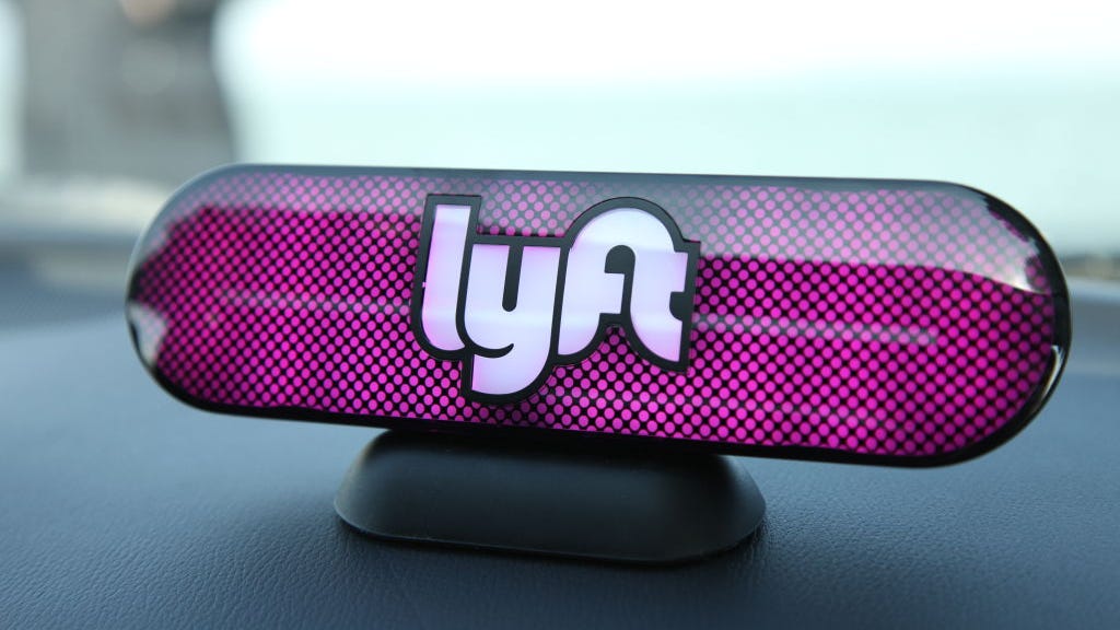 Lyft to implement temporary $0.55 customer charge as gas prices skyrocket