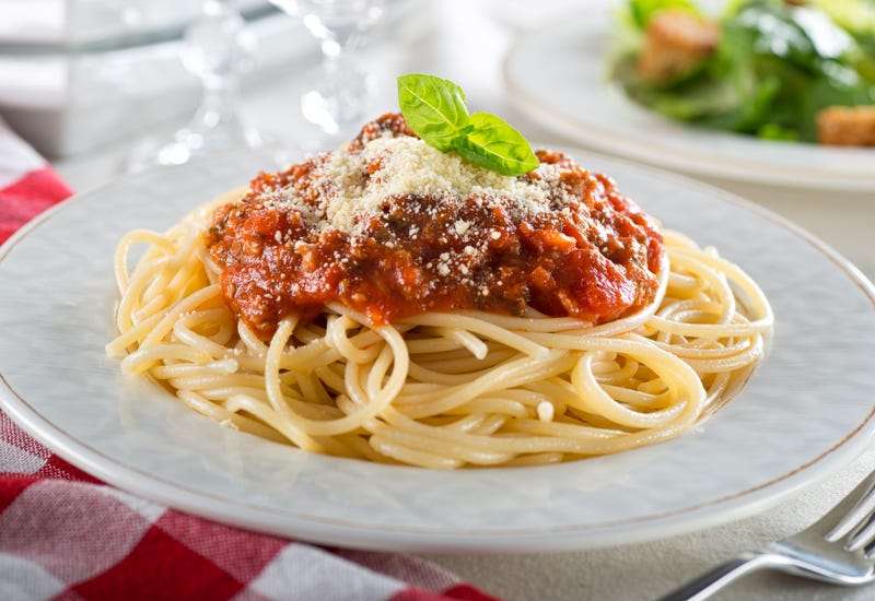 Spaghetti with sauce 