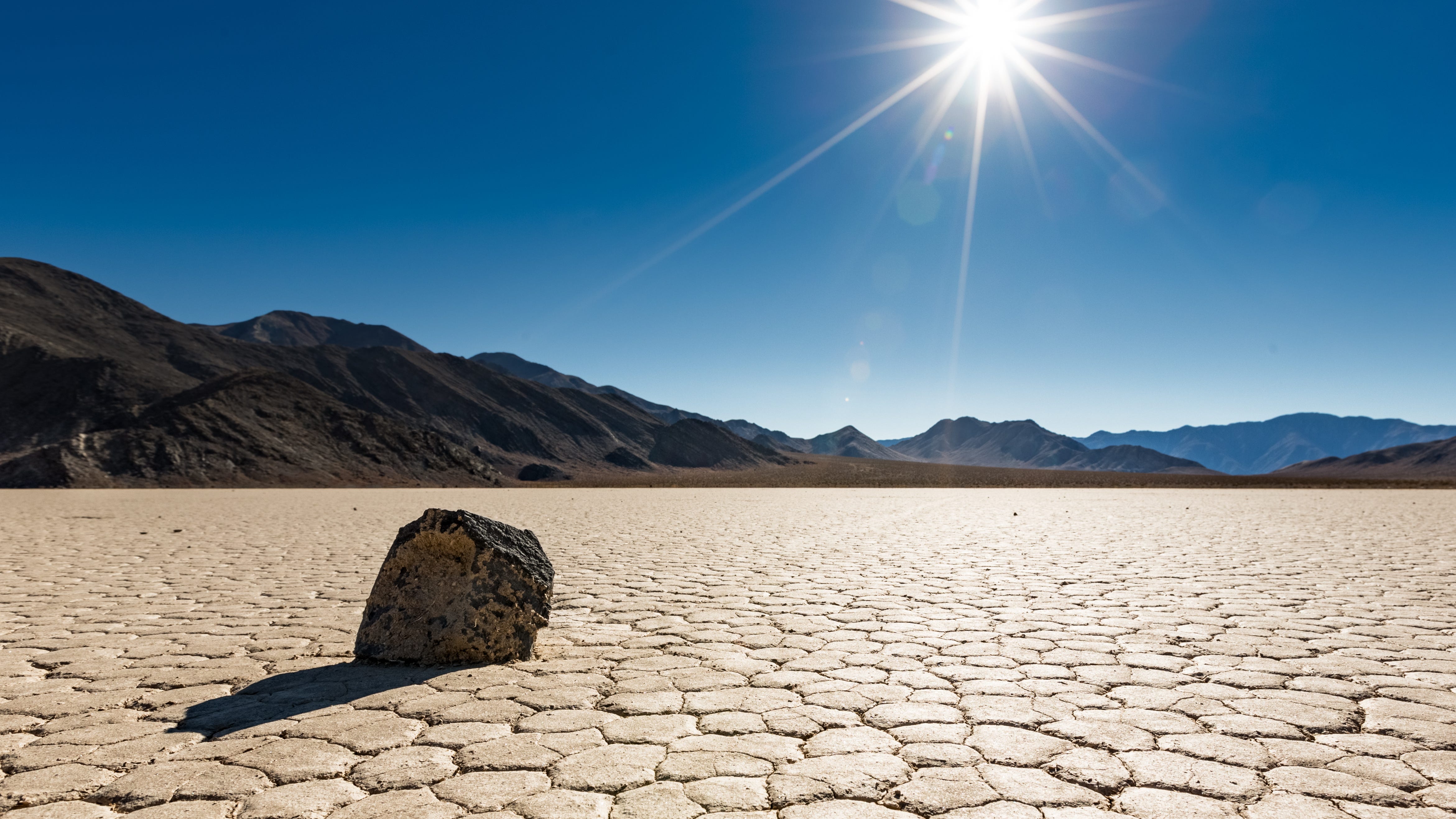 Man found dead in Death Valley National Park ran out of gas