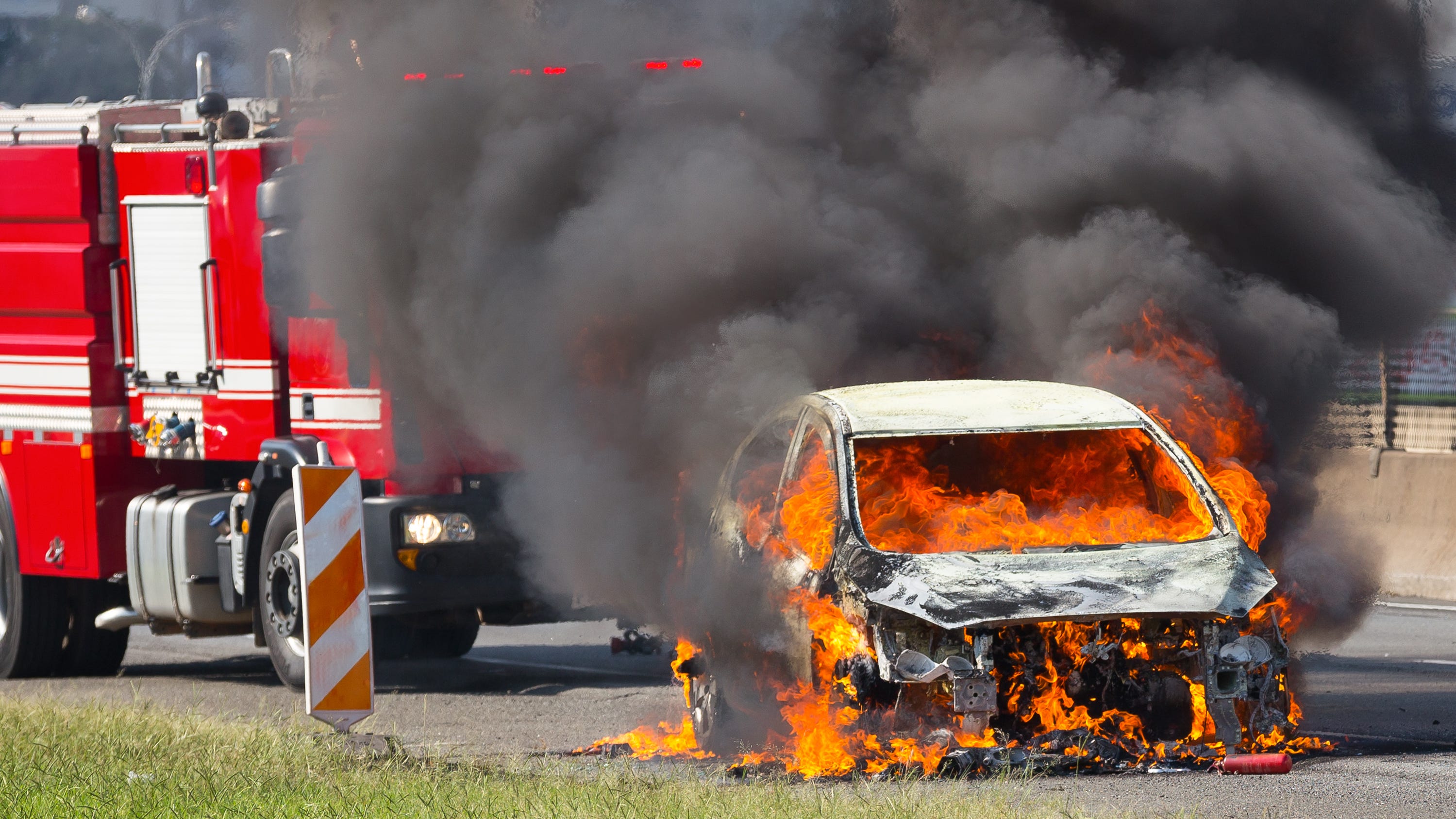 Florida's fire marshal says electric vehicles are 'ticking time bombs' after Hurricane Ian
