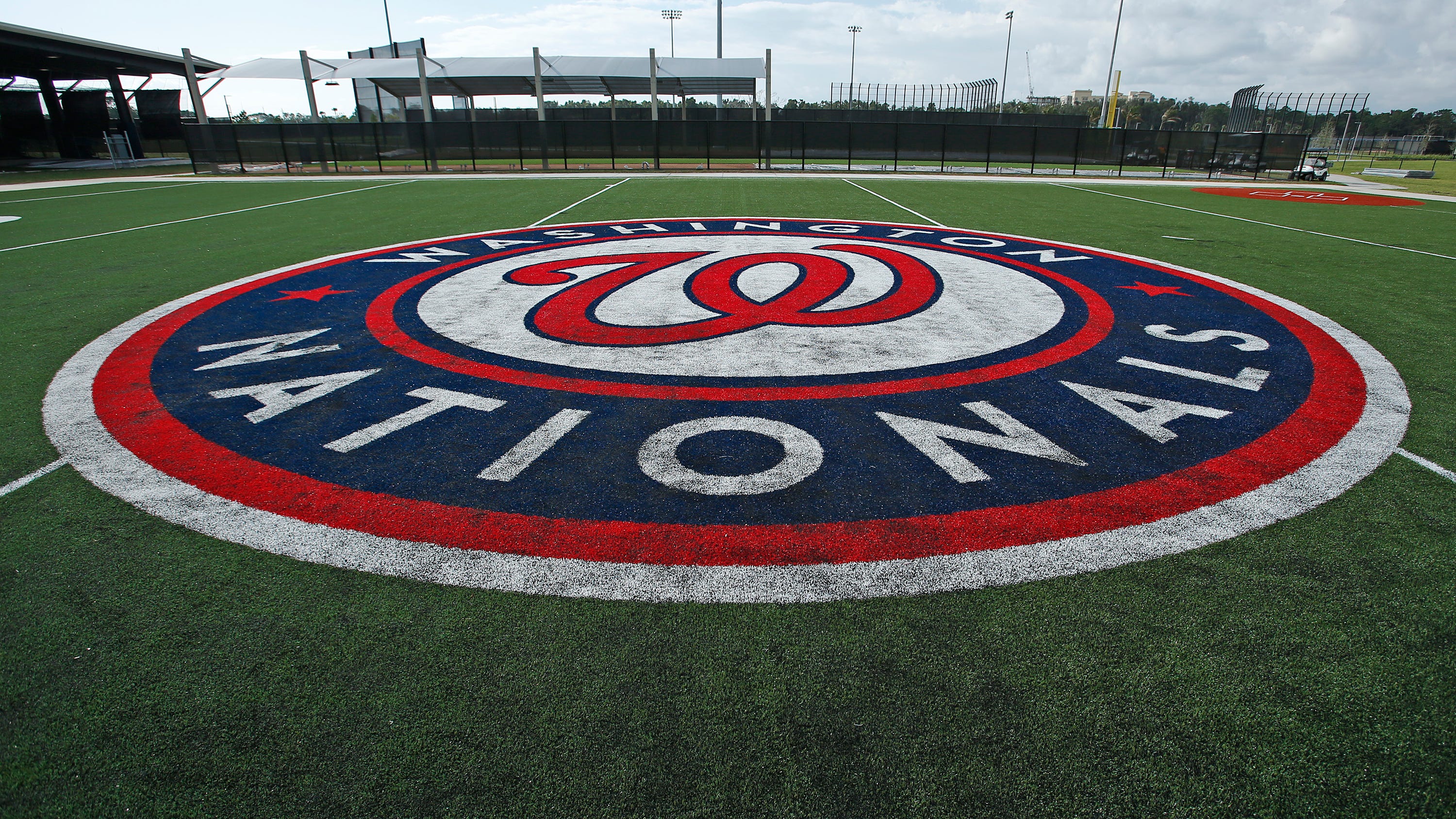 Minor-league announcer pulls out all the stops with outrageous home run call