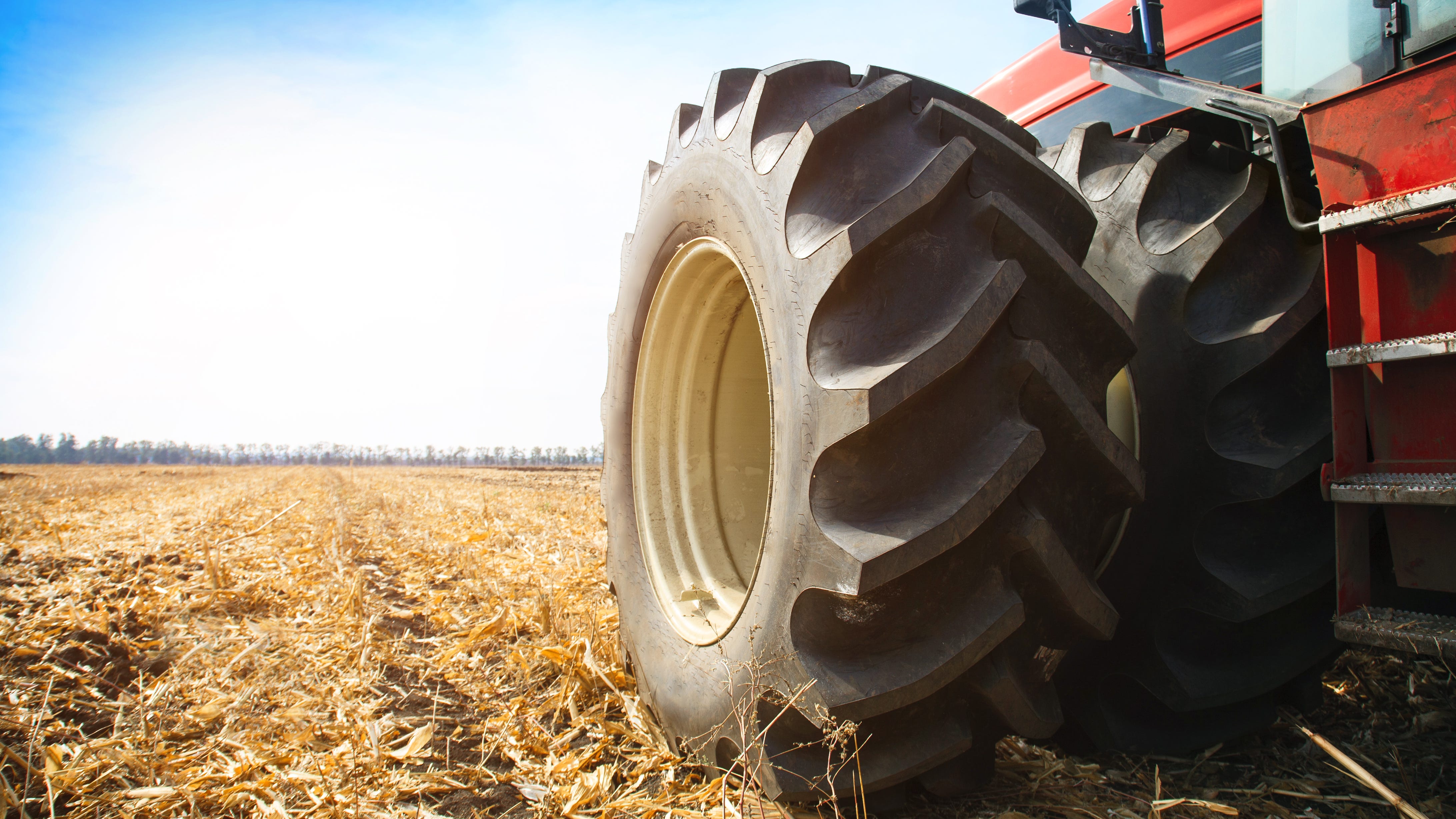 2-year-old boy killed after falling off tractor in Oakland County