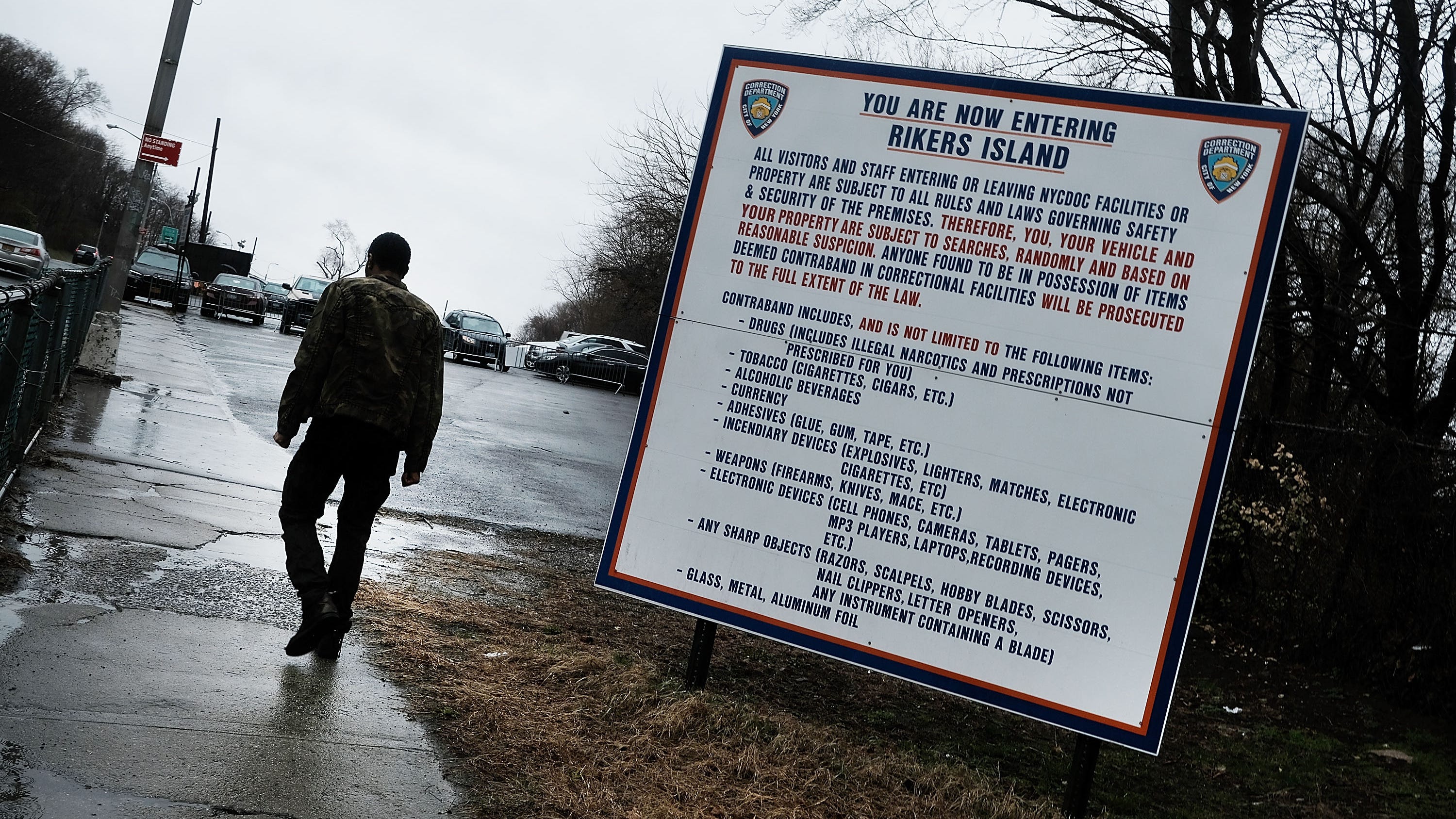 Rikers Island guard convicted of smuggling drugs inside for job promotion