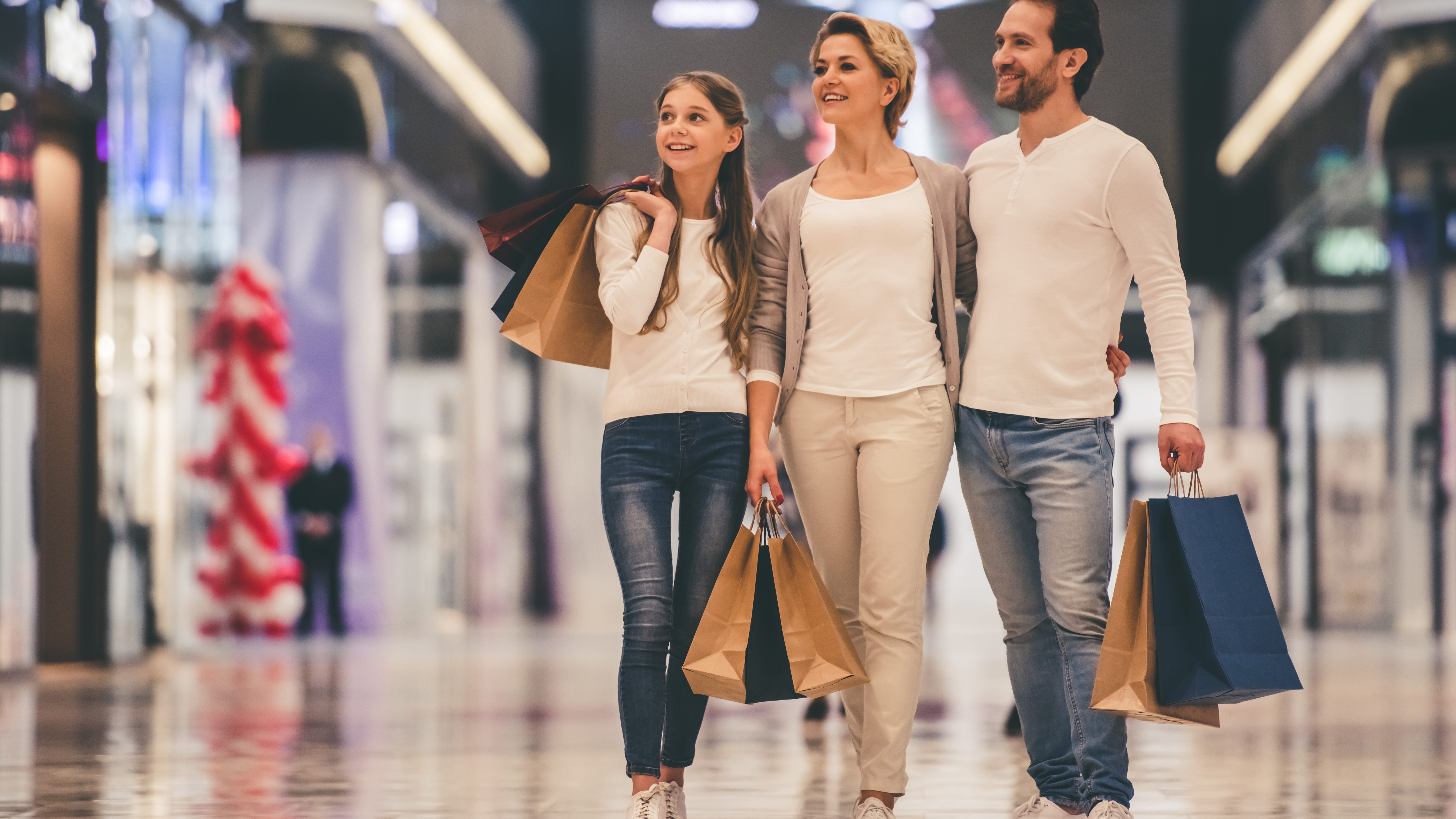 Thefts down, sales up at Orland Park mall since minor curfew implemented
