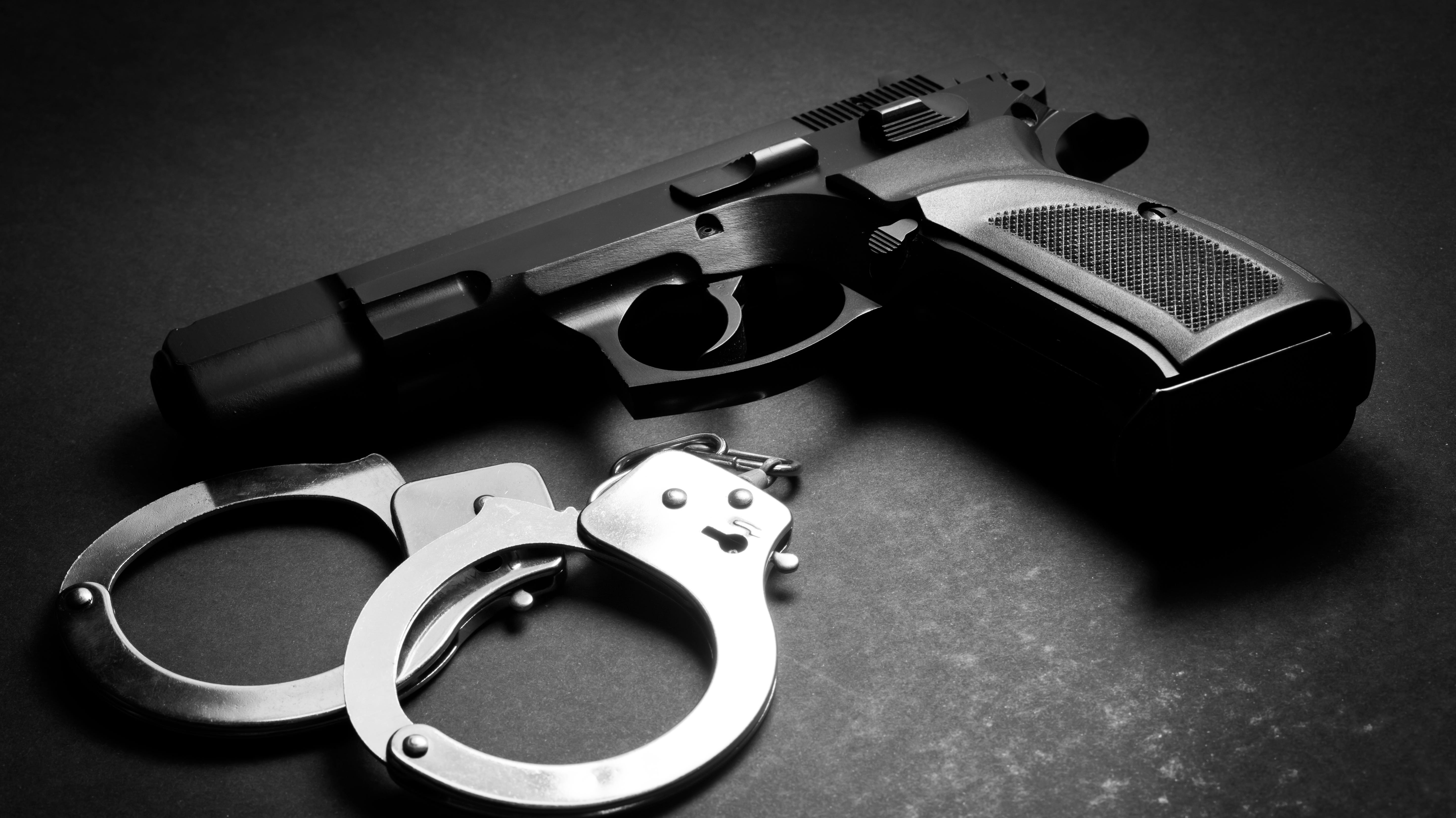 Teen arrested after homeless man shot at Palm Springs gas station