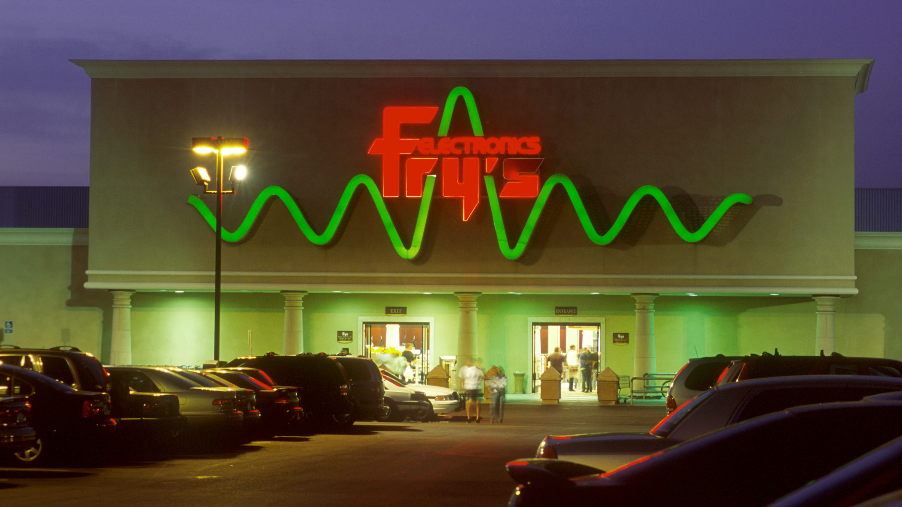 Fry's Electronics latest retail victim of pandemic