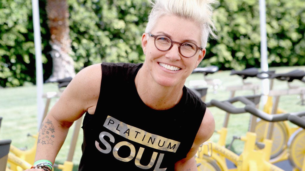 SoulCycle instructor gets COVID-19 vaccine, claims she's an 'educator'