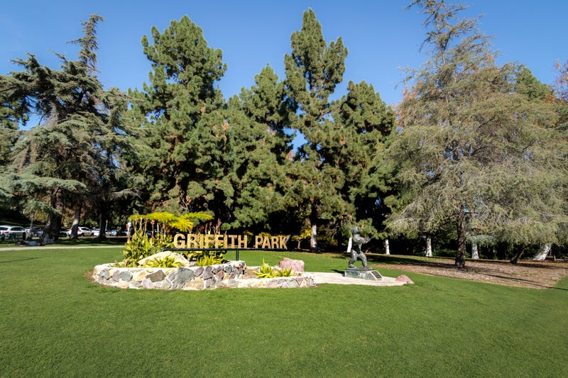Griffith Park sign and bear statue