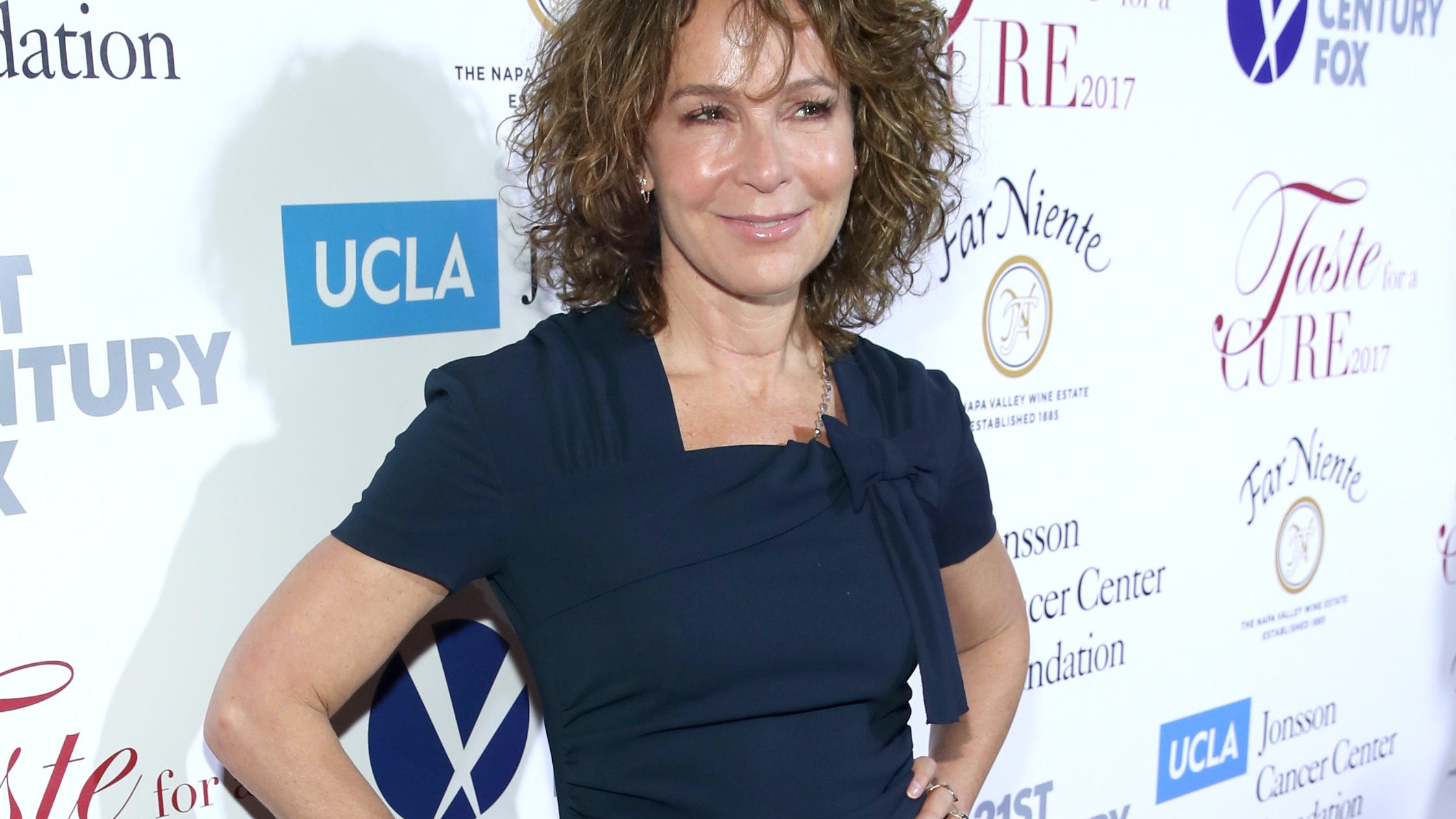 'Dirty Dancing' sequel officially announced with Jennifer Grey returning as 'Baby'