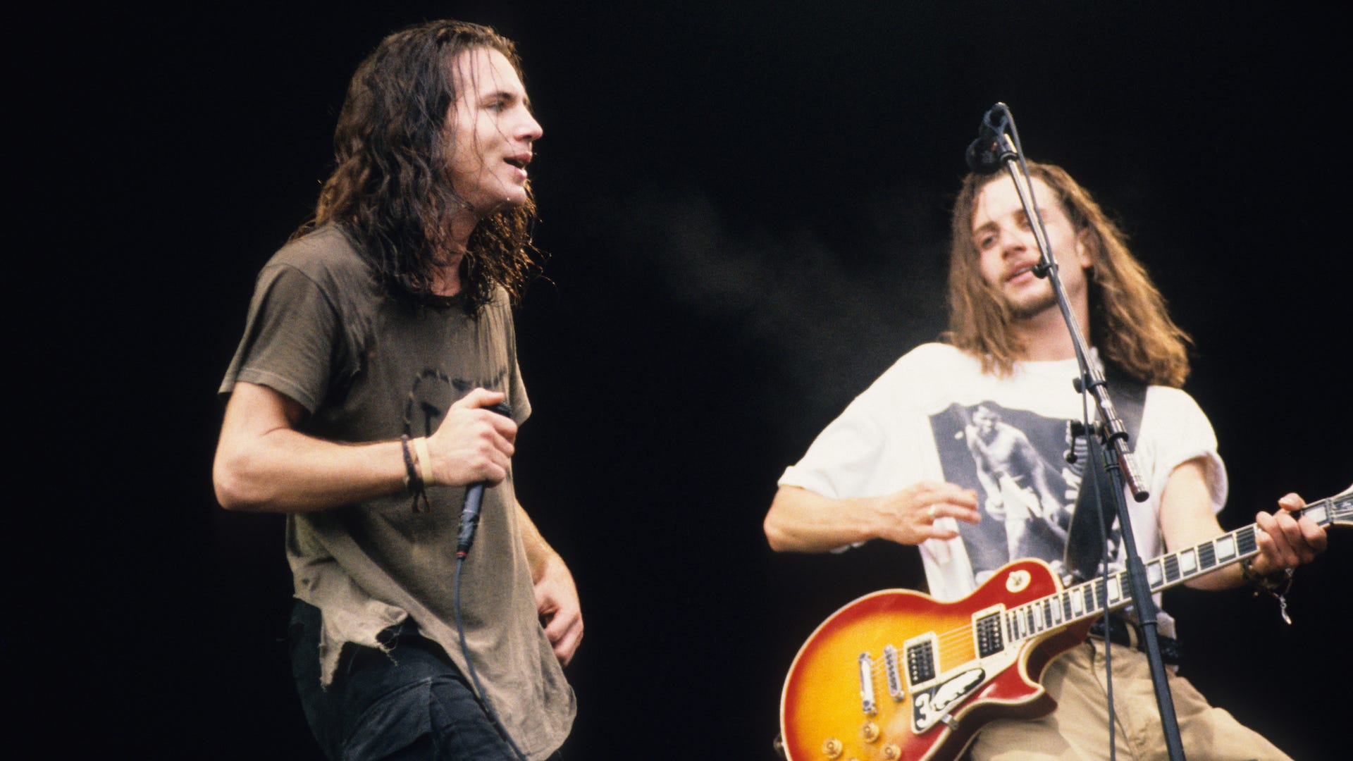‘Ten’ at 30: A track-by-track breakdown of Pearl Jam's iconic album