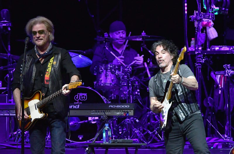 Hall and Oates in concert