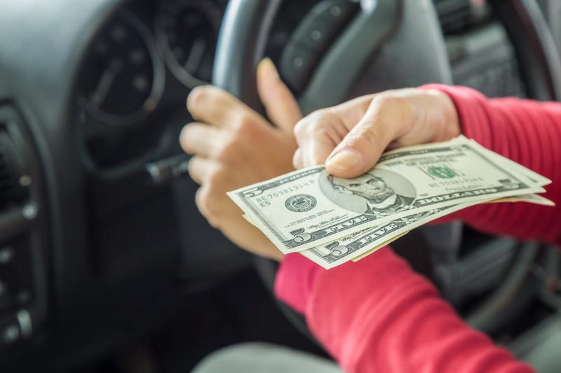1 in 5 Illinois drivers would bribe way out of speeding ticket