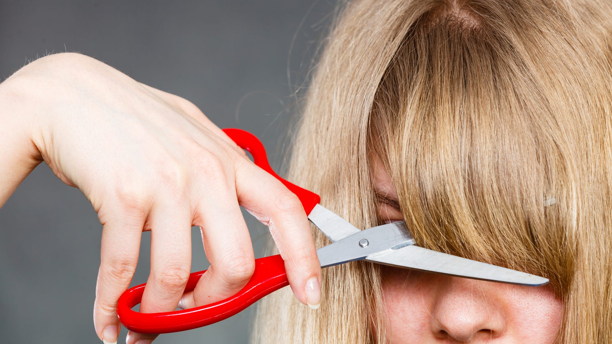 7 Tips From a Hairstylist for Cutting Your Own Hair