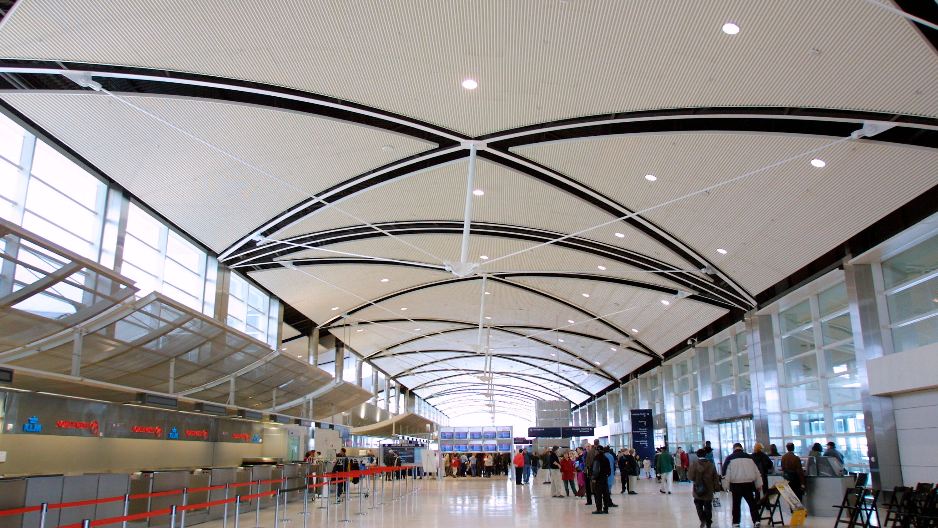 Detroit Metro Airport earns rank among America's best for airport grub — specifically for this uniquely Michigan restaurant