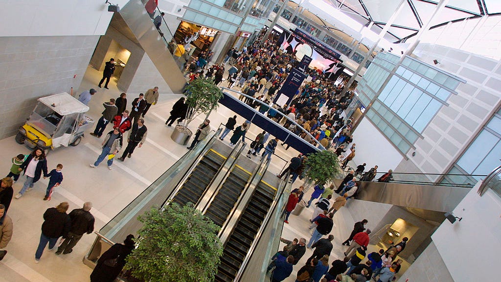 Detroit Metro Airport authorities bust passengers traveling with 65 lbs. of meth, 3 lb of cocaine