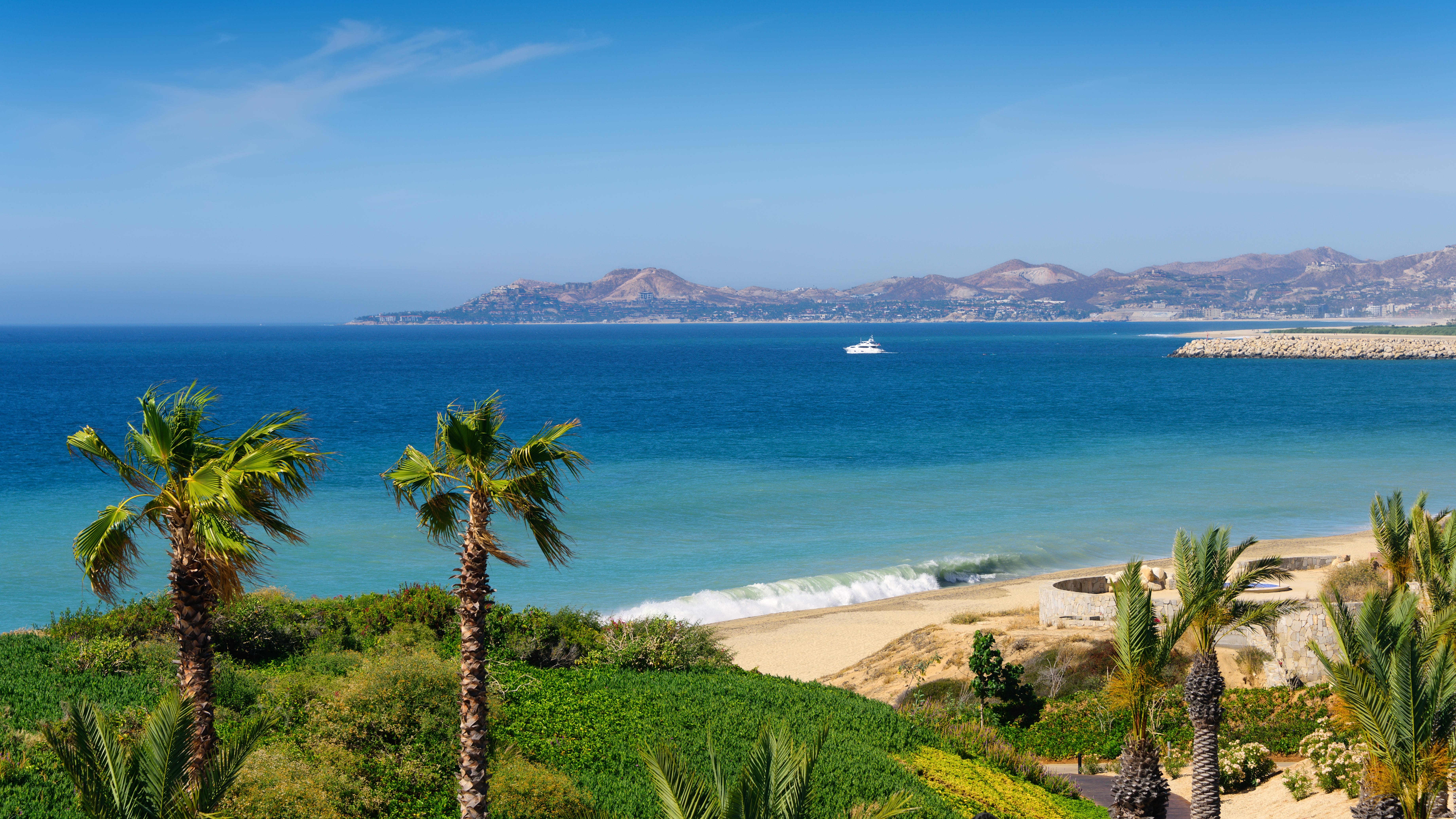 2 Americans found dead in Baja California hotel room, Mexican authorities investigating