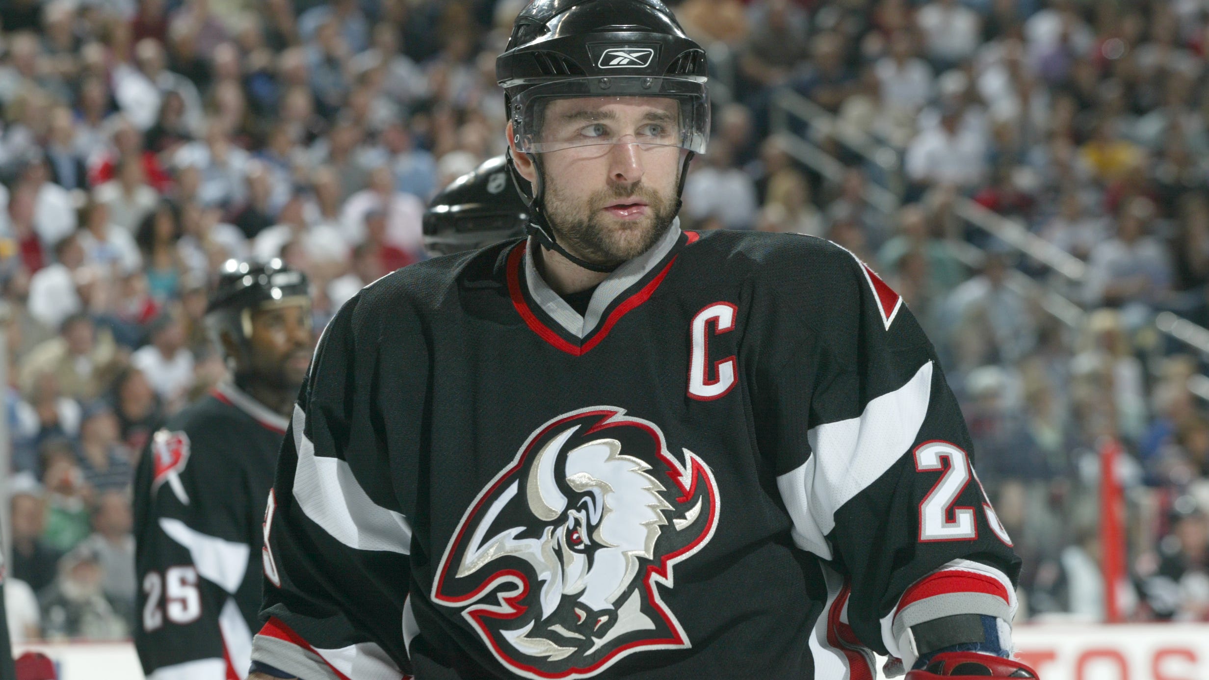 Sabres bringing back black, red 'goathead' jersey