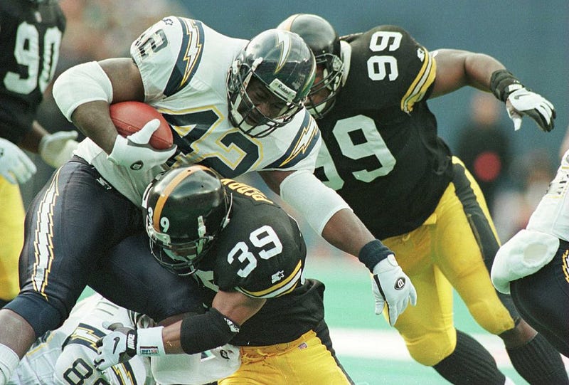 Darren Perry tackle vs Chargers