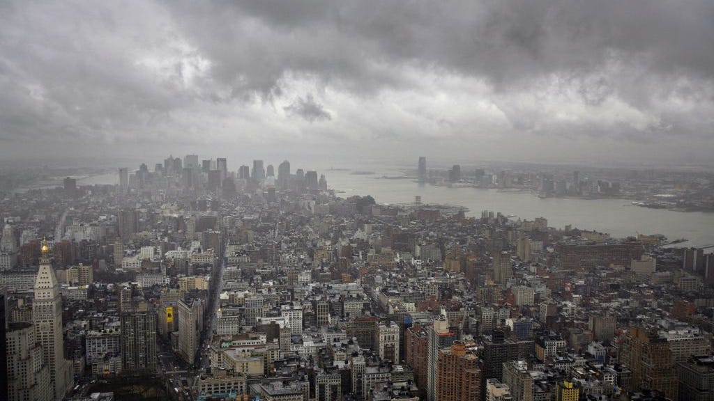 Se avecinan temperaturas más frescas en Nueva York tras dos olas de calor, pero también fuertes tormentas