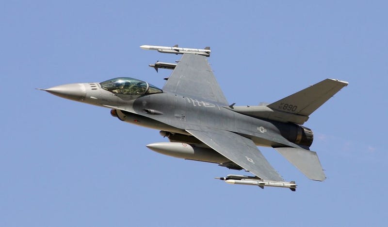 An F-16C Fighting Falcon flies by during a U.S. Air Force firepower demonstration at the Nevada Test and Training Range September 14, 2007 near Indian Springs, Nevada. 