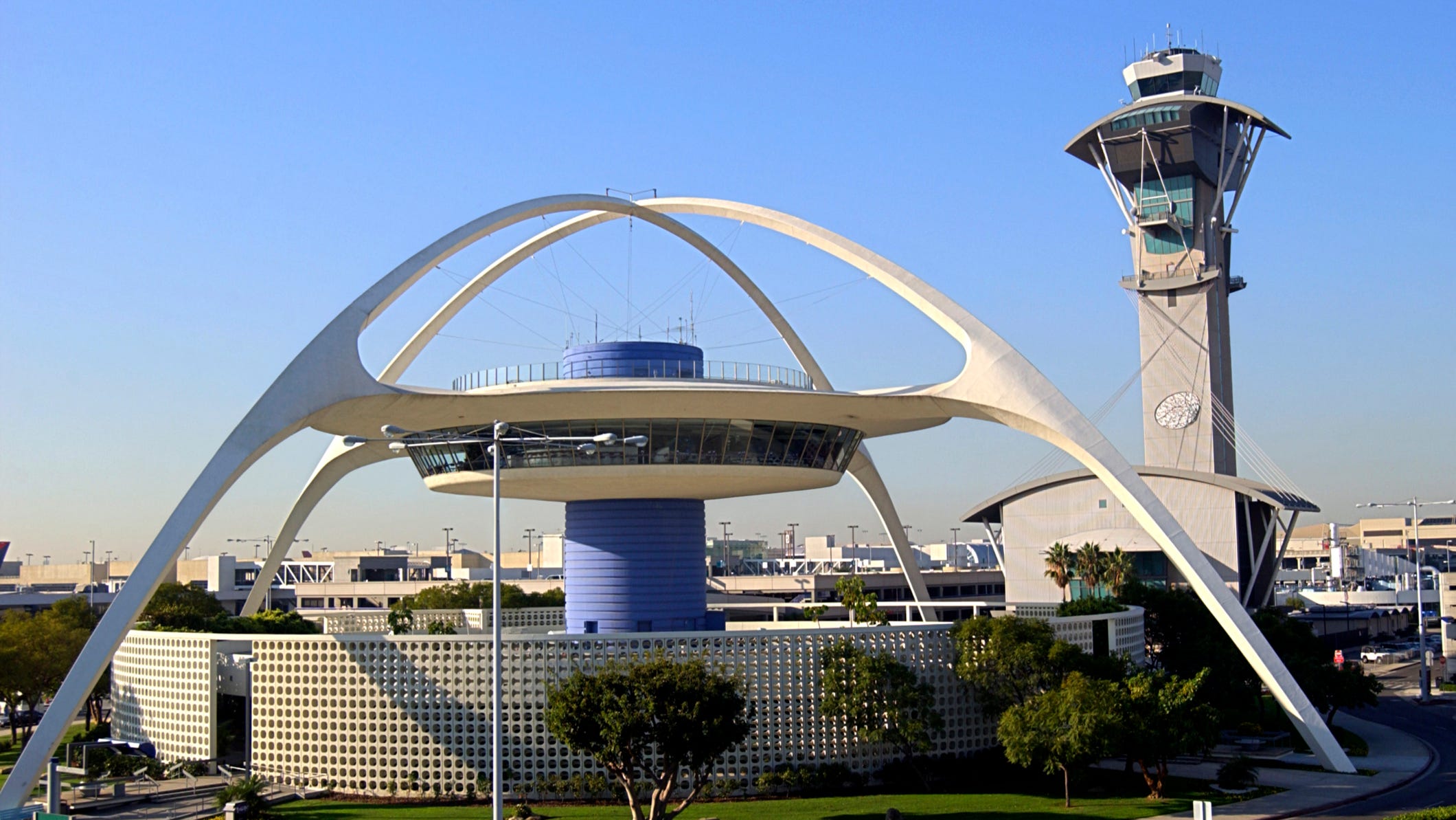 Worker overcome by carbon dioxide fumes at LAX in October dies in hospital