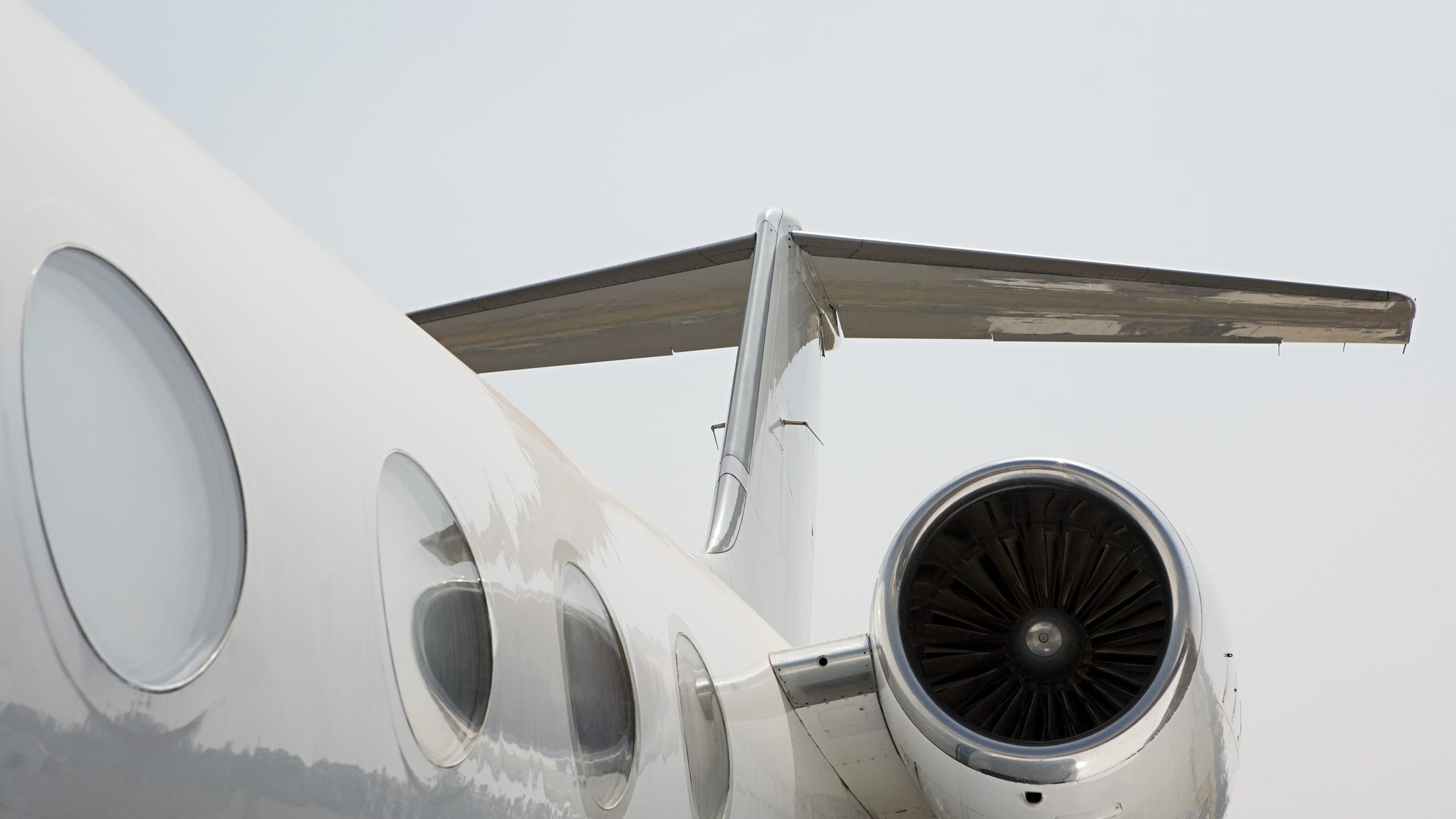 Feds launch investigation after flight turbulence kills one
