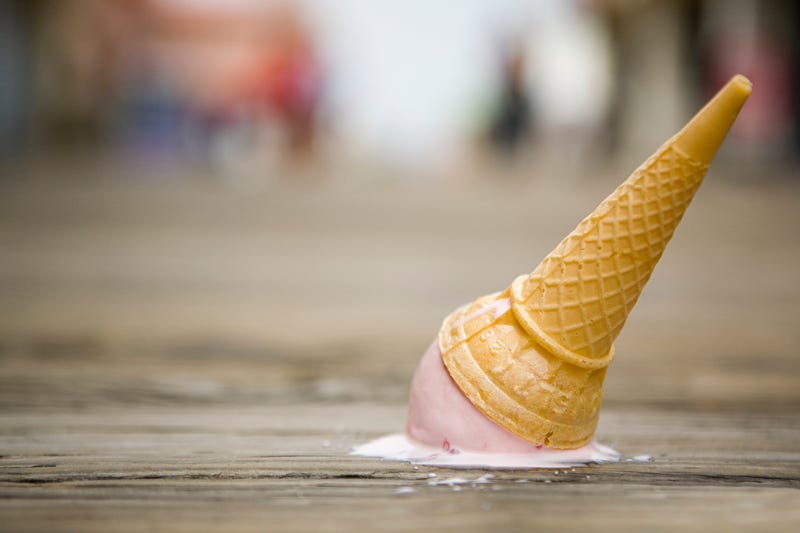 Tik Tok guy blamed for Six Flags ending it's all-you-can-eat plan
