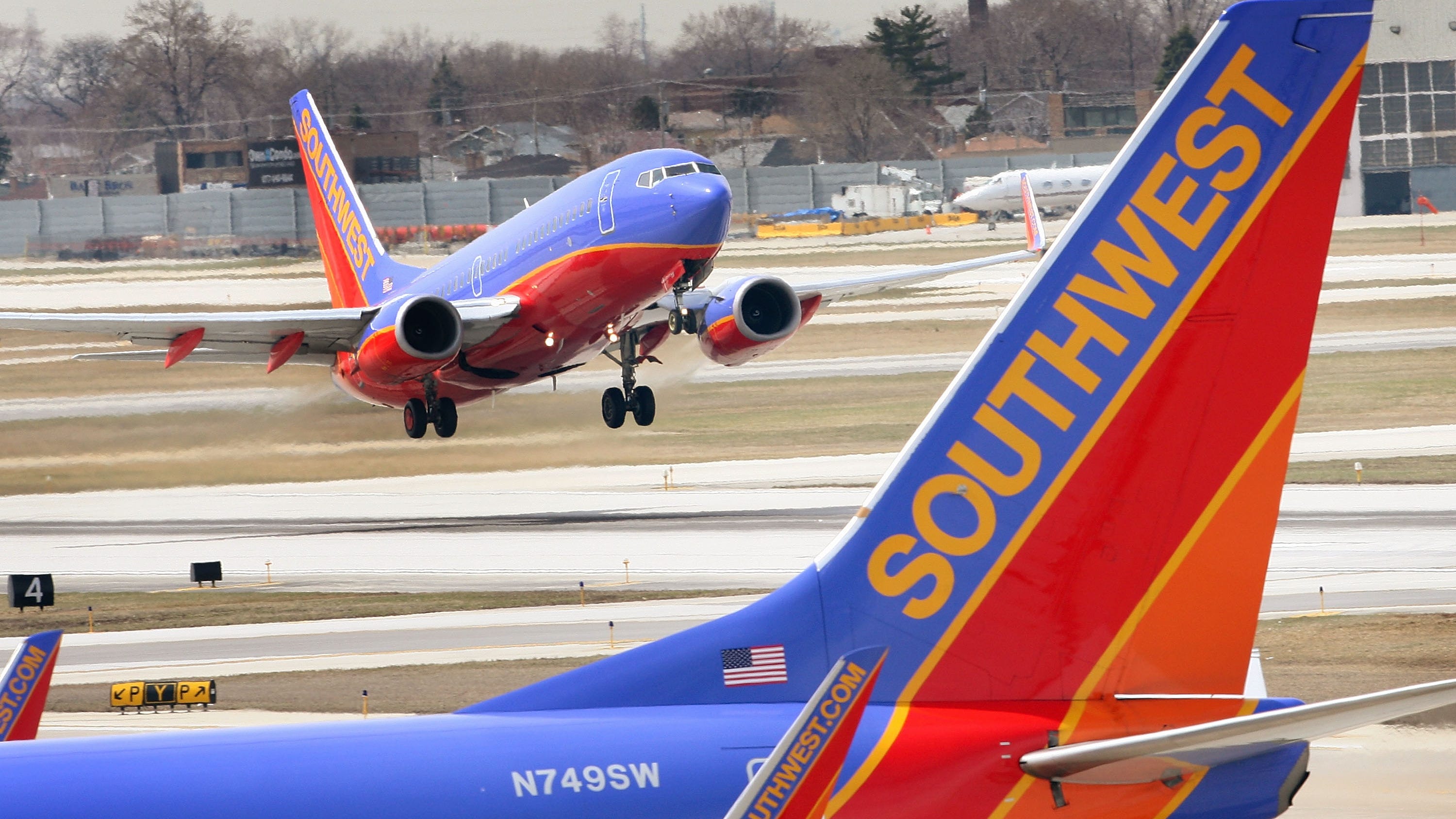FAA fines man $9K for refusing to wear mask on Southwest flight out of Oakland
