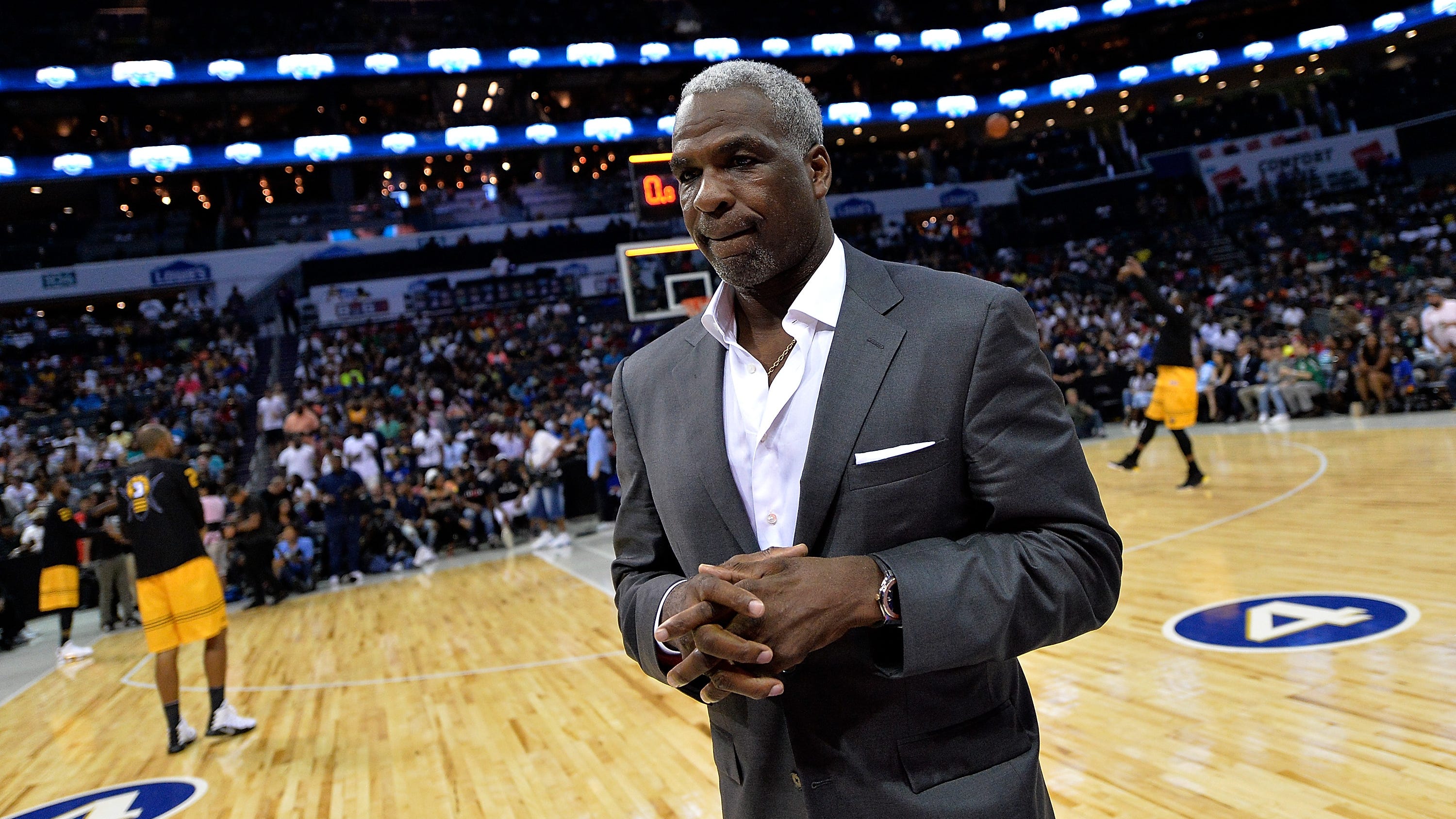 Charles Oakley says he refused jersey retirement offer following 2017 ejection