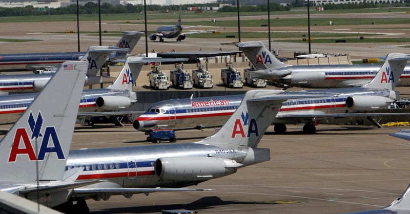 Planes on tarmac at DFW Airport