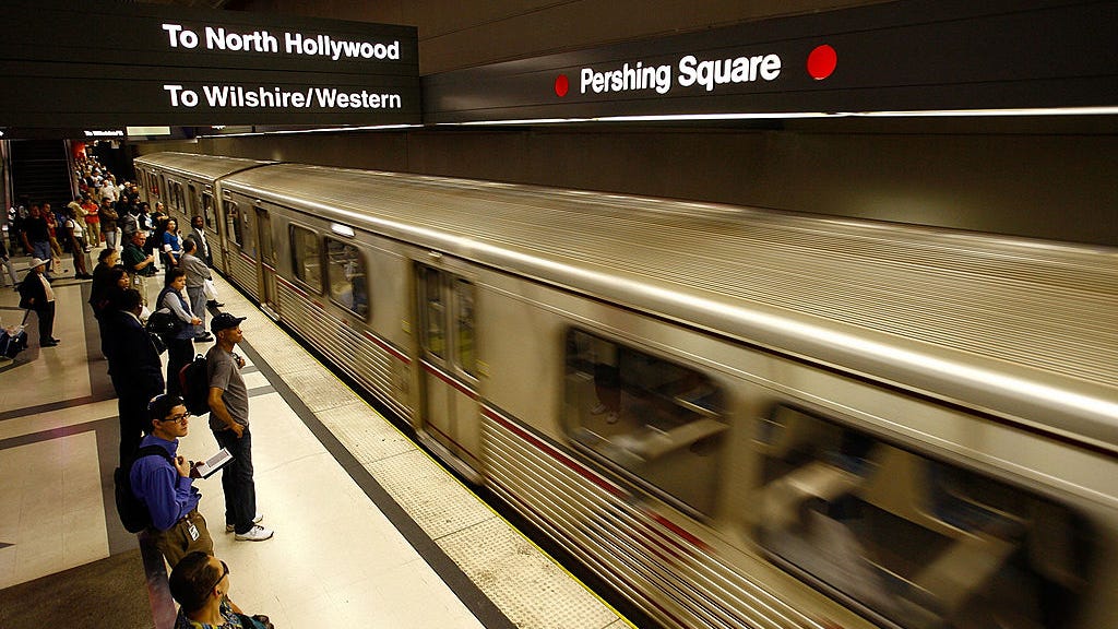 L.A. Metro to offer free rides for Tuesday's gubernatorial recall election