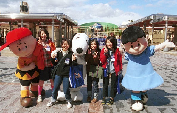 The Peanuts gang