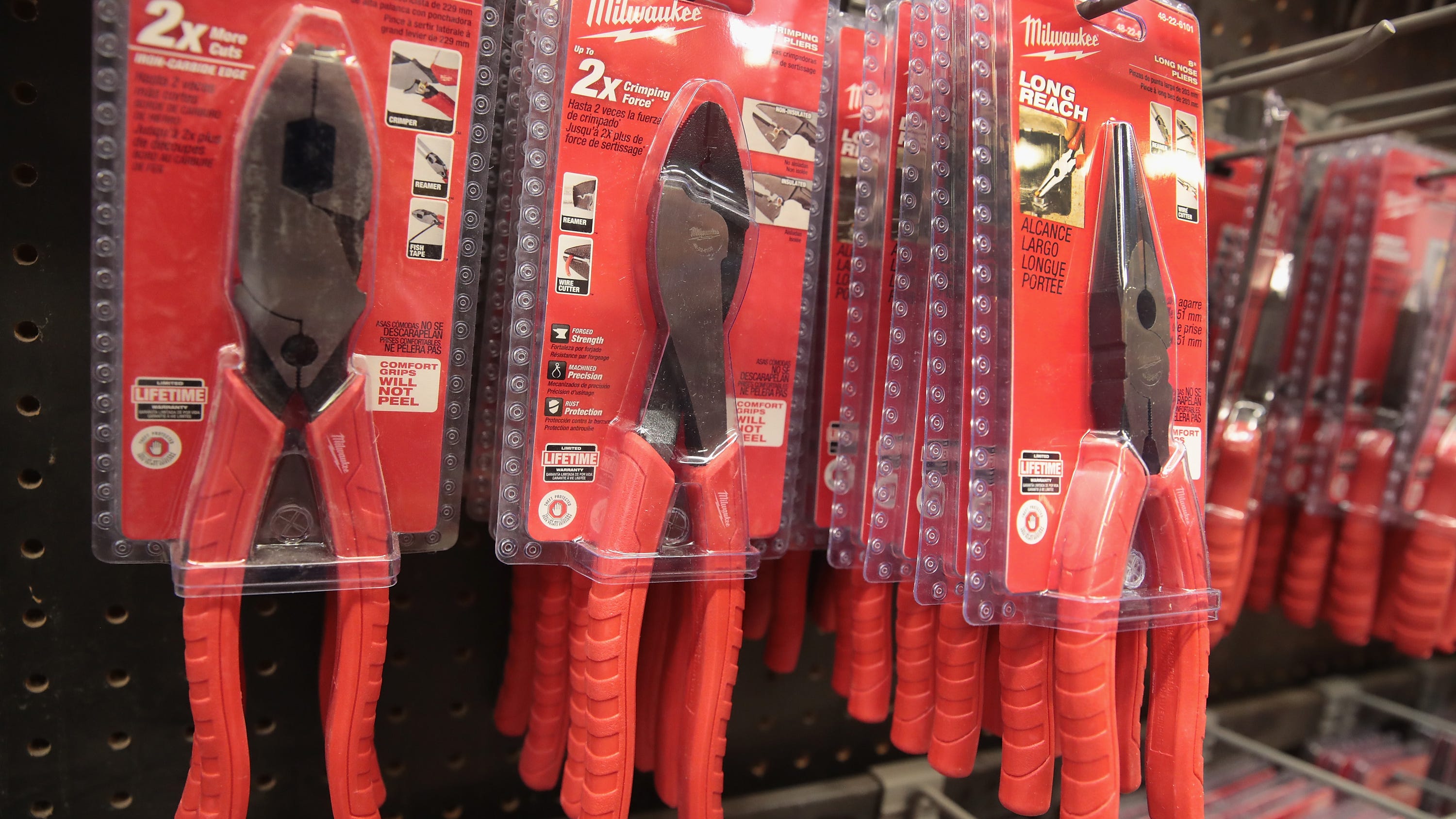 Milwaukee Tool comes to Chicago's Old Post Office
