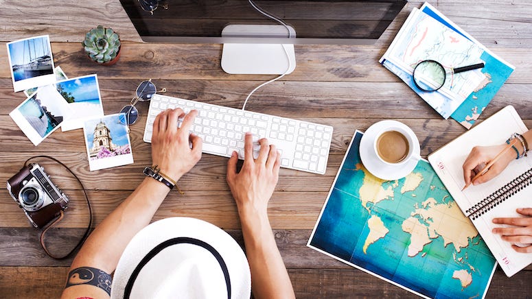 New survey shows men are more likely to spend more on vacation than women