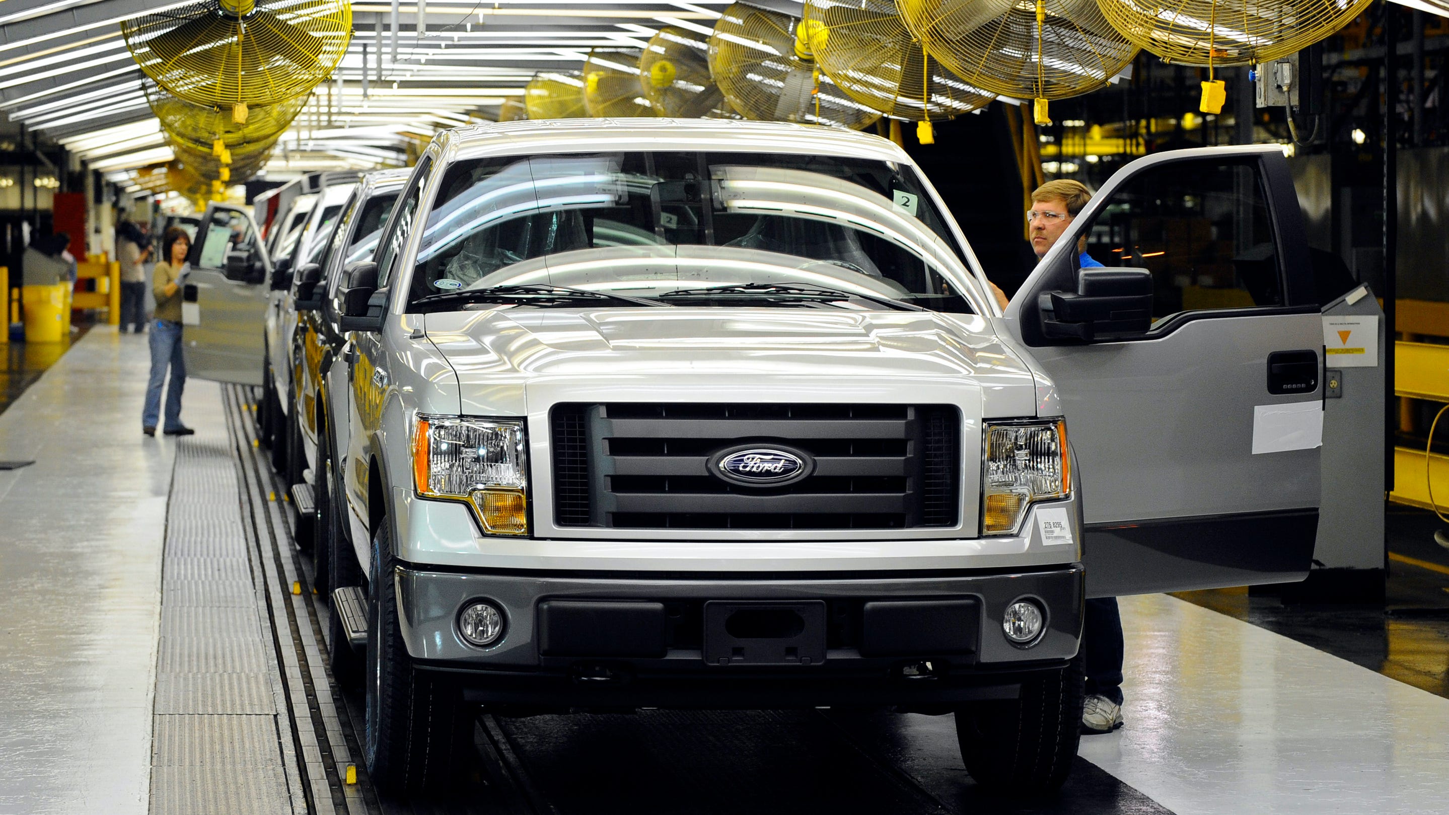 Ford and HP team up to turn 3D printer waste into recycled materials for cars