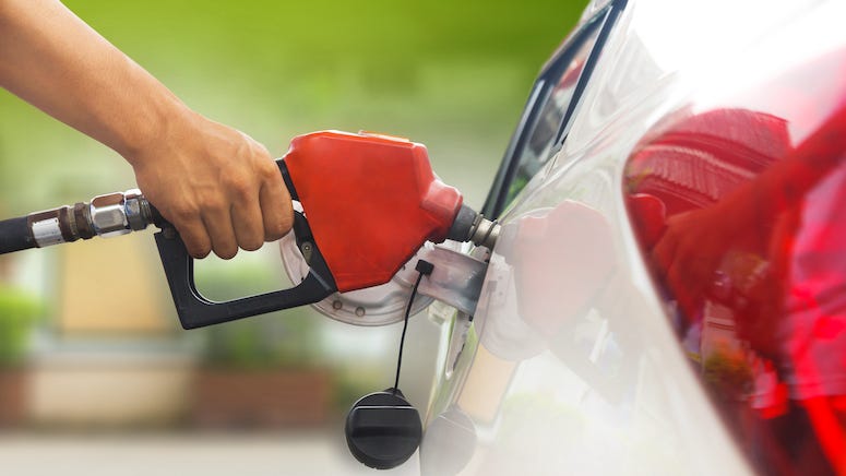 Safety agency warns to not put gasoline in plastic bags