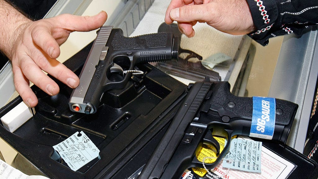 Canada plans to enact 'national freeze' on gun sales