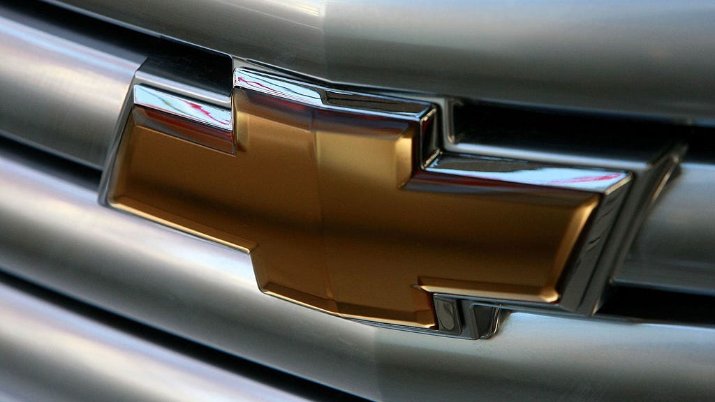 GM recalls 320K diesel pickups over fire risk