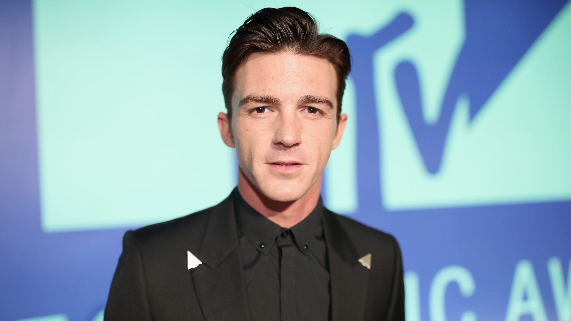 Drake Bell reveals he’s married and has a son amid criminal charges