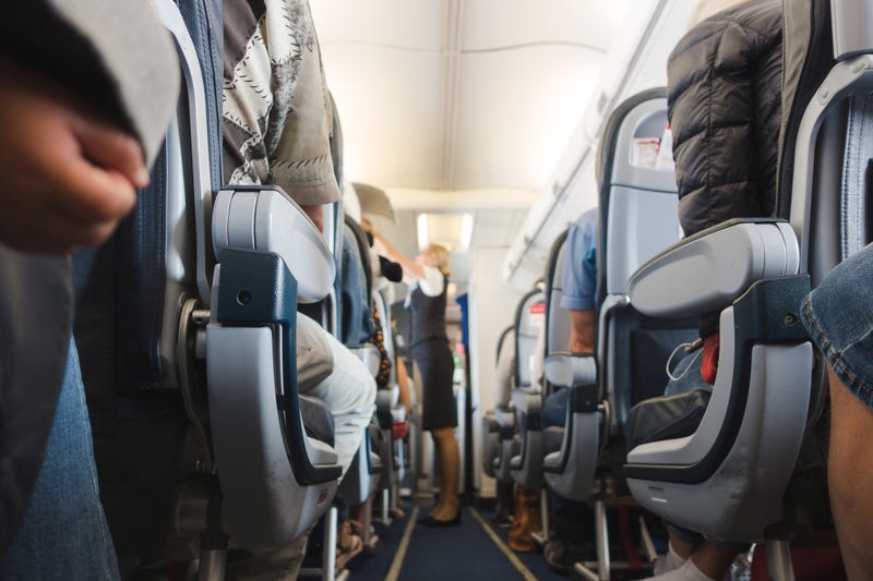 Flight attendants don't like the new five-day quarantine guidance from CDC